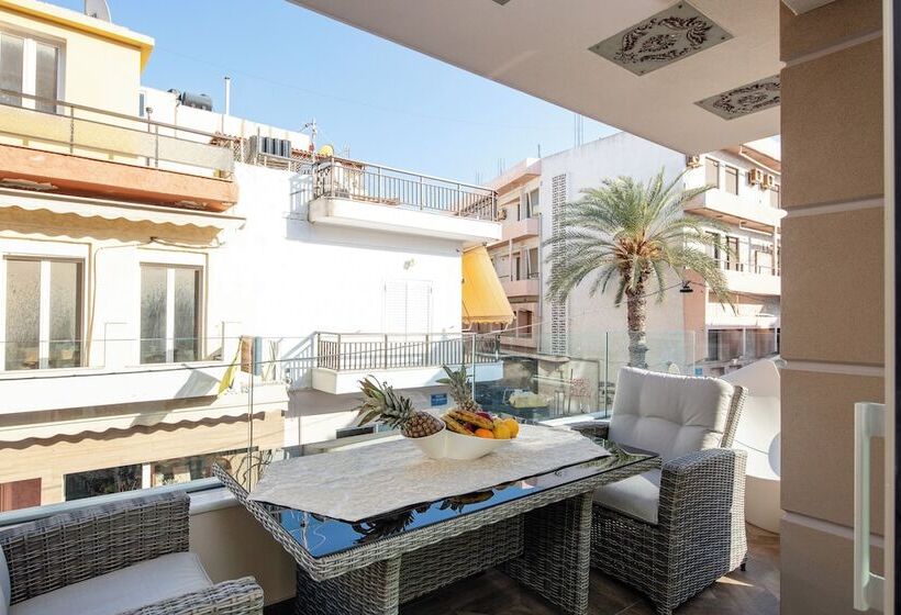 ホテル Demani President Suites