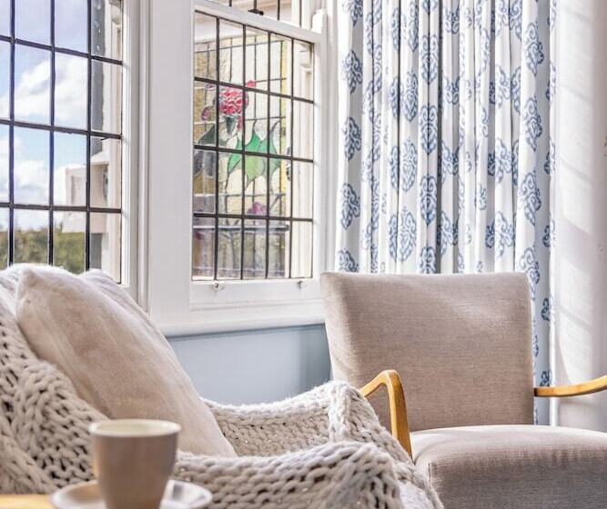 בית מלון כפרי Eastview Estate