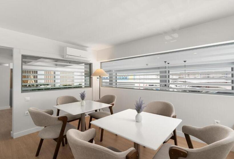 호텔 Gallery Central