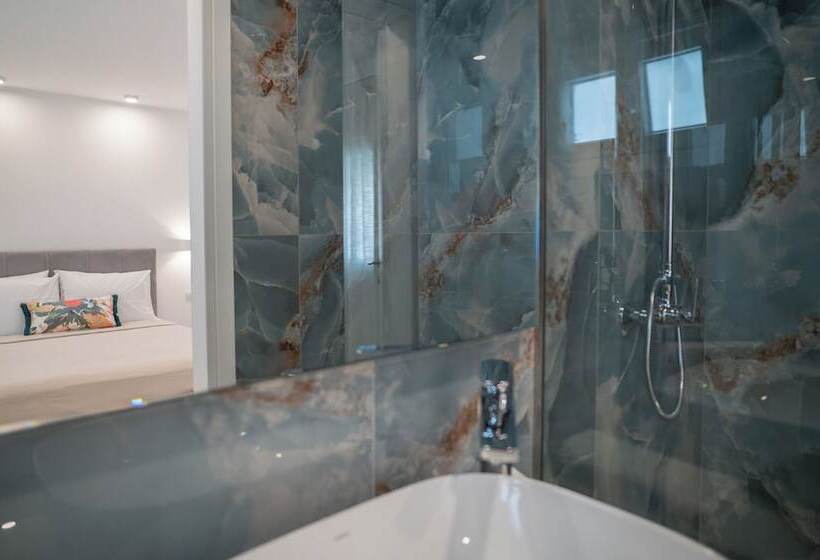 فندق Kontemare Seascape