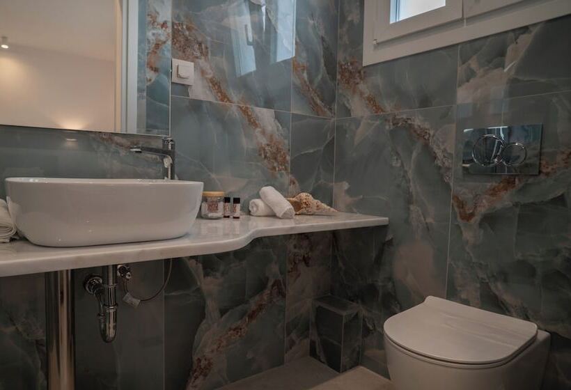 فندق Kontemare Seascape