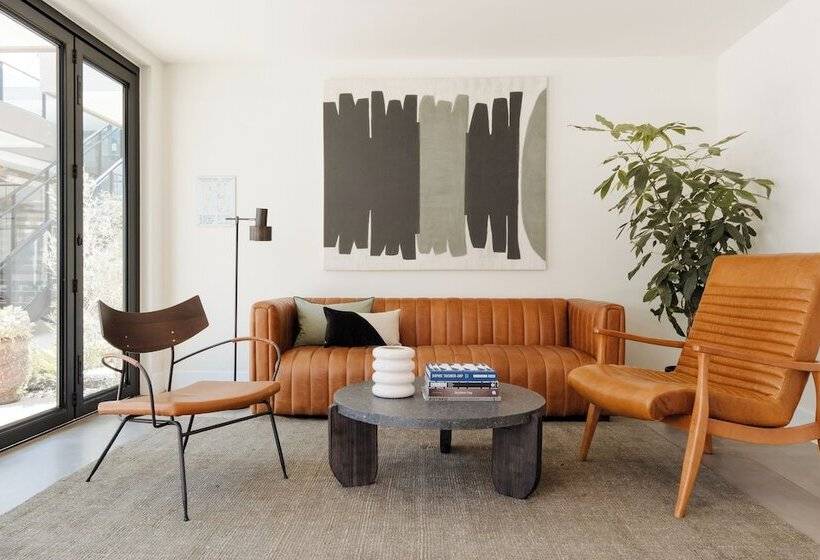 The Lüm Hotel Los Angeles Stadium District