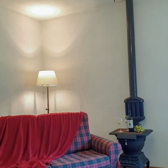 교외 호텔 Agriturismo Podere Le Tombe