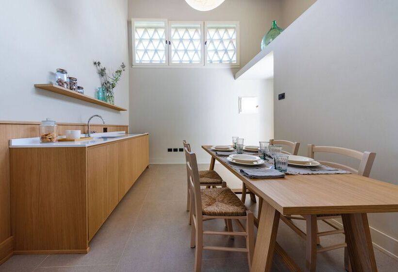 Сельский отель Colle Alberti Country House