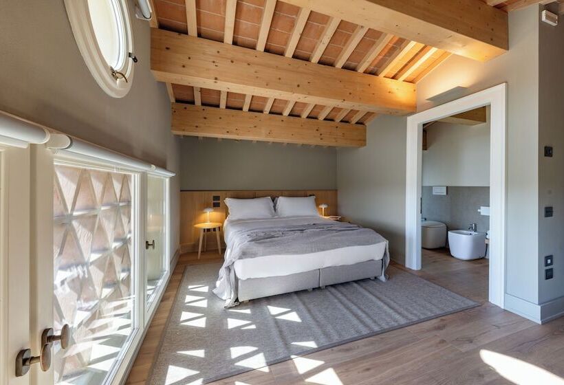 田舎風ホテル Colle Alberti Country House