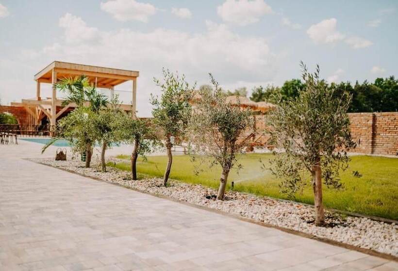 בית מלון כפרי Skansen Bicz Resort