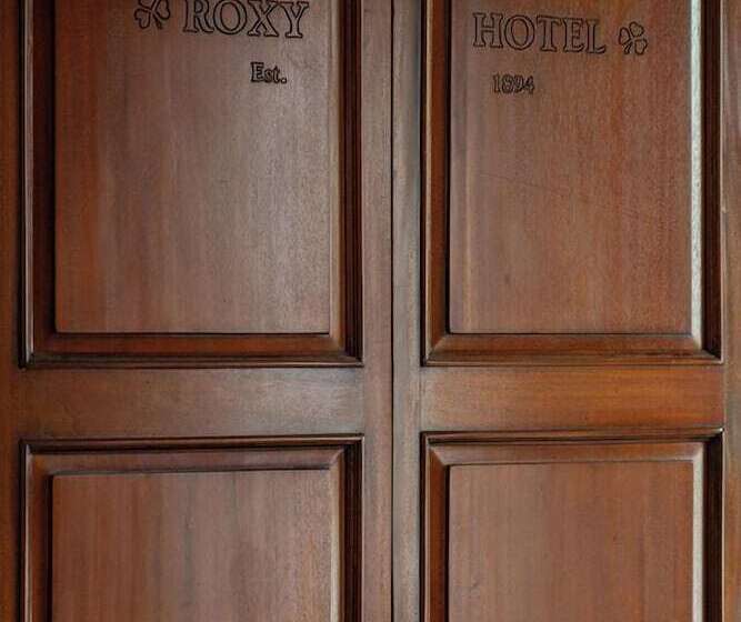 בית מלון כפרי The Roxy Cape Vincent