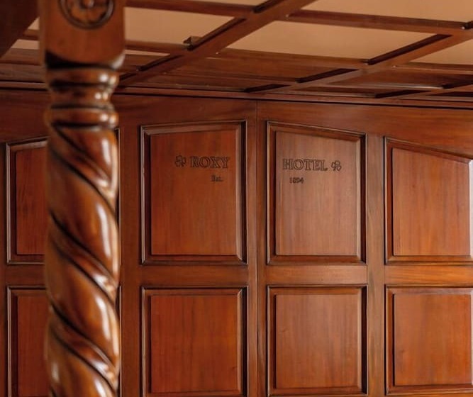 בית מלון כפרי The Roxy Cape Vincent