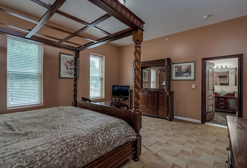 בית מלון כפרי The Roxy Cape Vincent