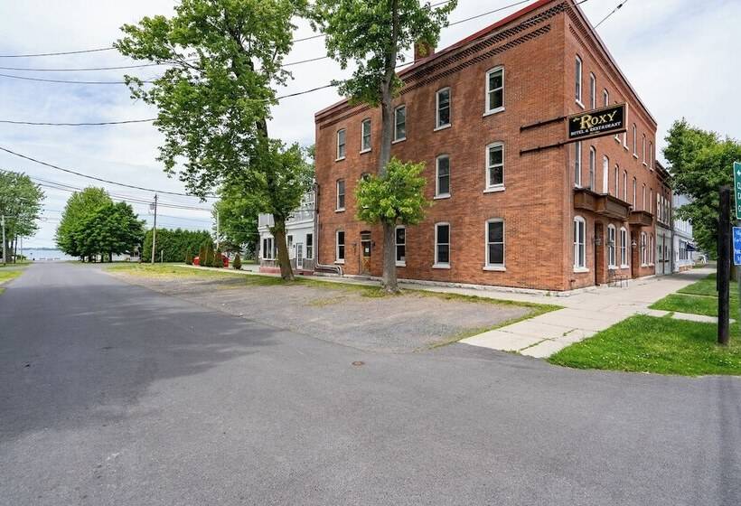 בית מלון כפרי The Roxy Cape Vincent