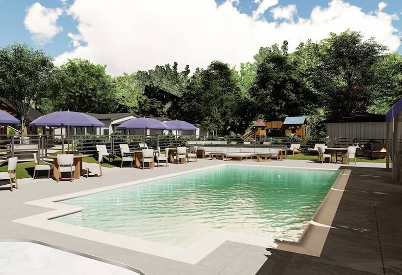 هتل The Wave At Marblehead