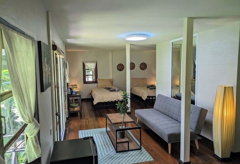 בית מלון כפרי Vanara Bungalows