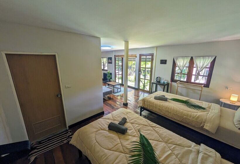 בית מלון כפרי Vanara Bungalows