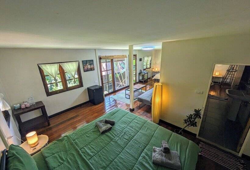 בית מלון כפרי Vanara Bungalows