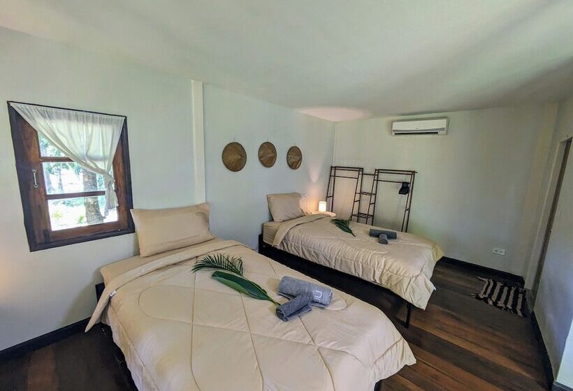 בית מלון כפרי Vanara Bungalows