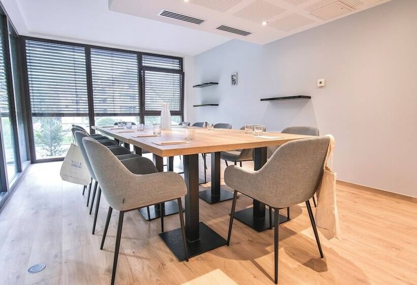 בית מלון כפרי Villa Caroline