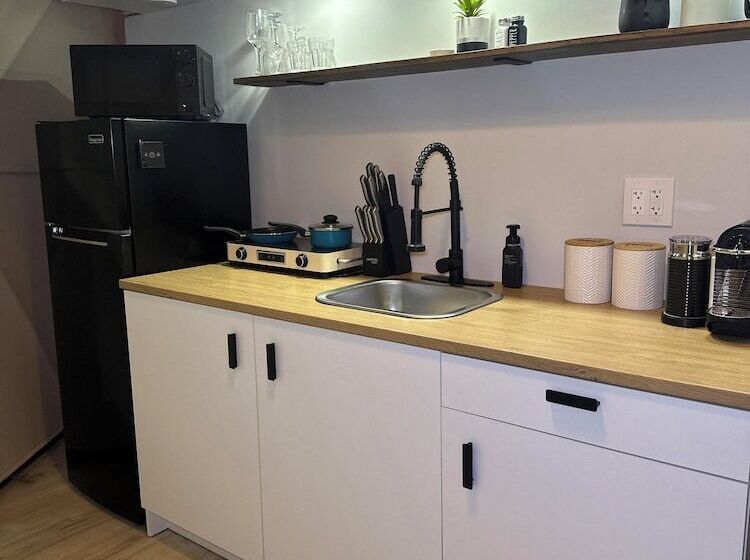 בית מלון כפרי White Camel