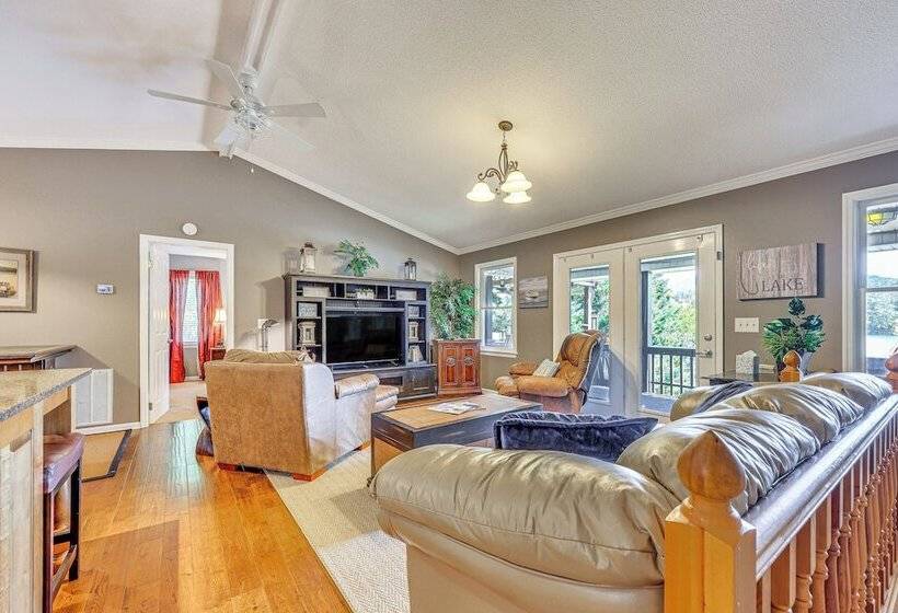 Lakefront Blairsville House W/ Game Room & Hot Tub