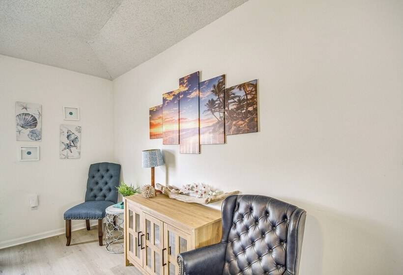 Lovely Gulfport Home: Walk To Beach,1 Mi To Marina