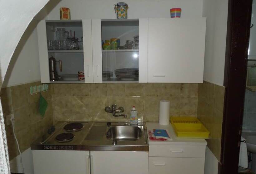 Пансион Apartments Julia