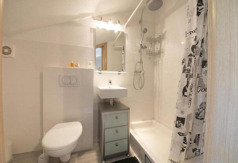 膳宿费 Apartments And Rooms Hope