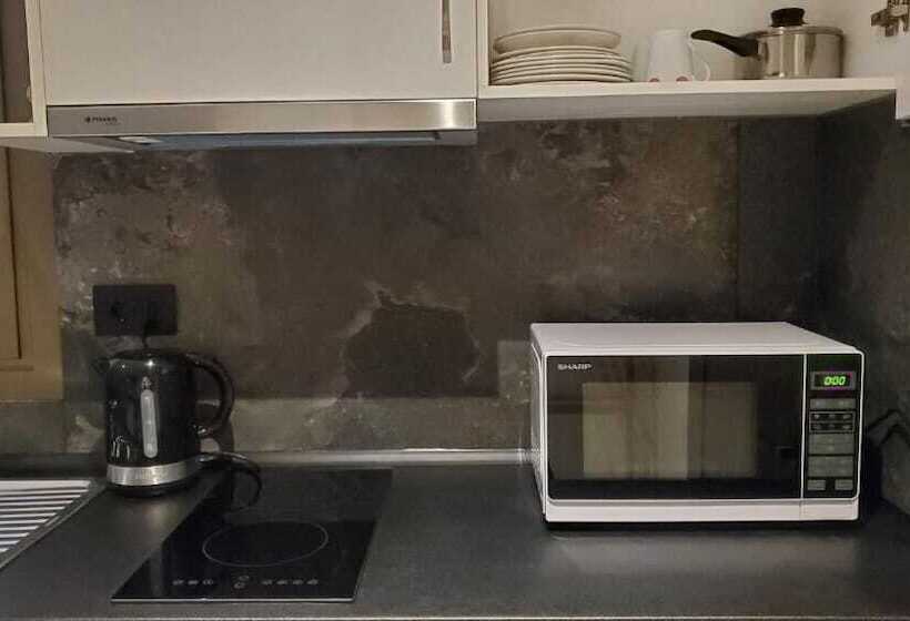 פנסיון Aura Luxury Suites   Olympiada Cozy Getaways