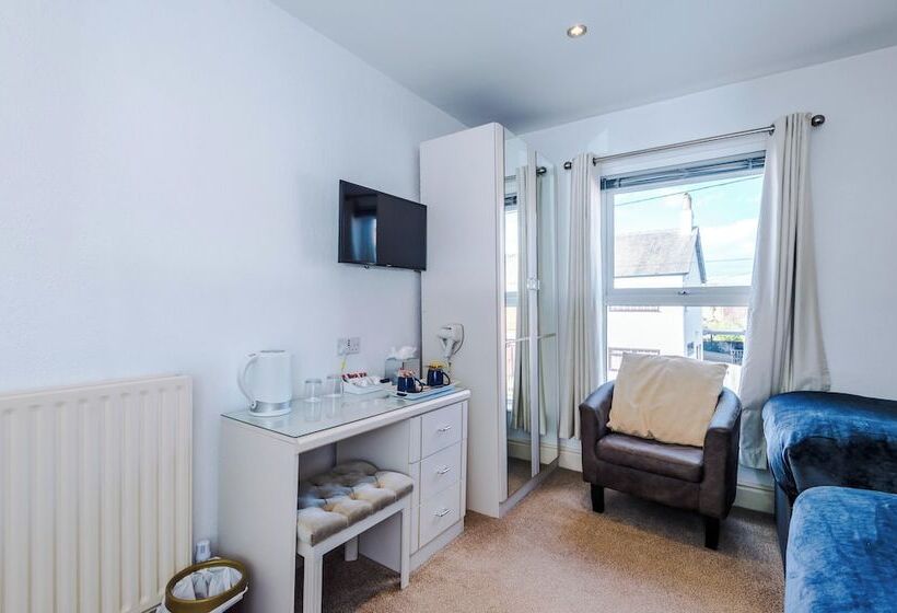 بنسيون Barnetby Contractor Accommodation