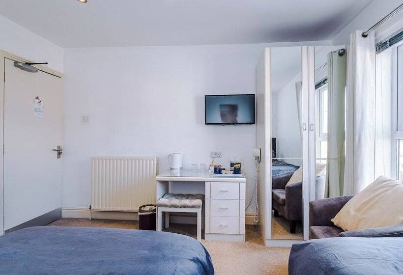 بنسيون Barnetby Contractor Accommodation