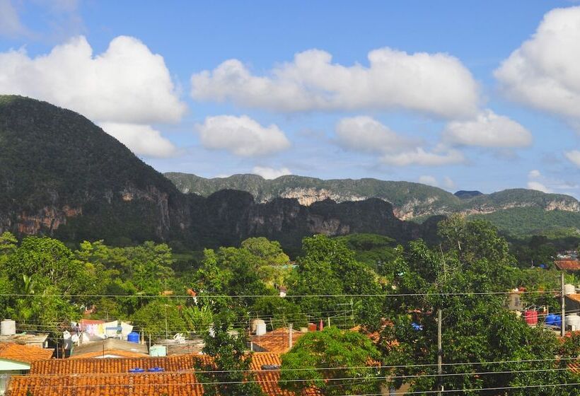 پانسیون Casa Carlos Valido