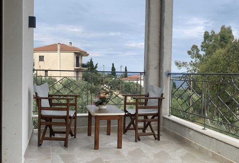 펜션 Effie S Maisonette With Detached Studio