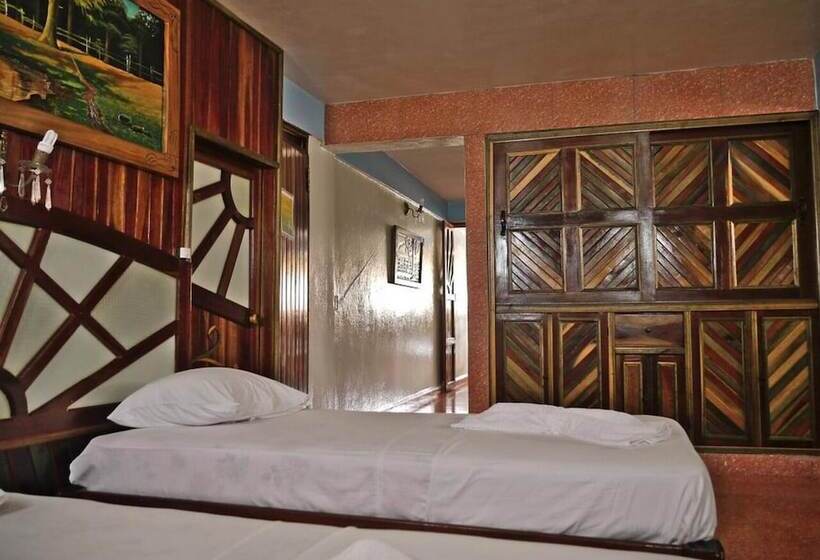 پانسیون Hostal Casa Nilson  Baracoa