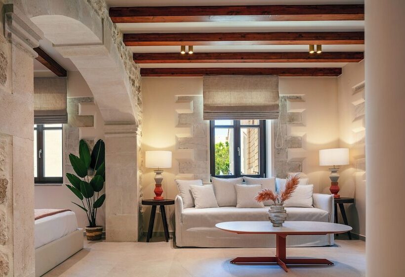 Пансион La Montre Luxury Boutique Suites