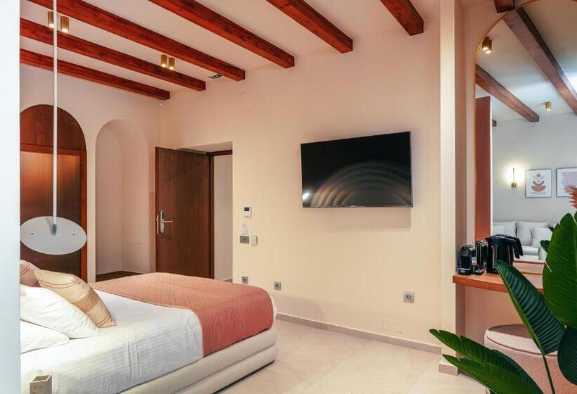 Пансион La Montre Luxury Boutique Suites