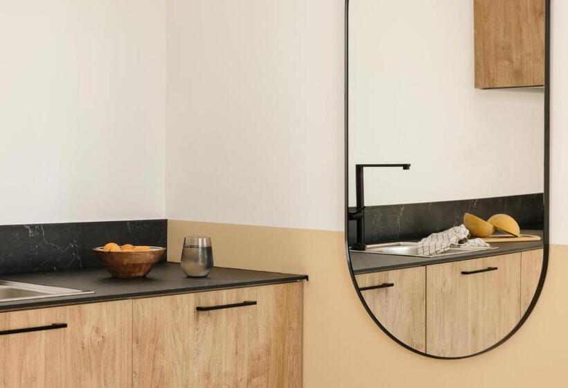 پانسیون Marea Luxury Suites