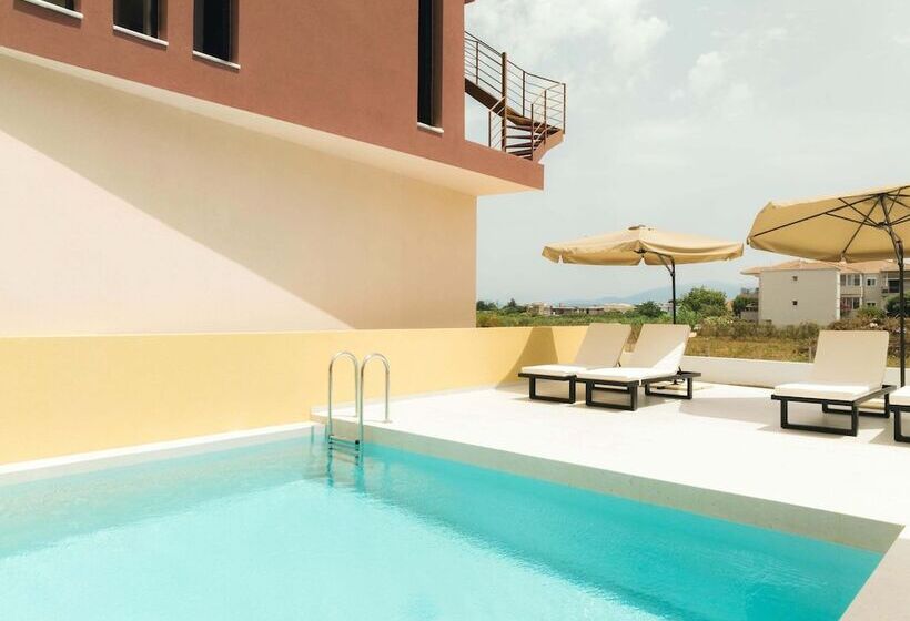 پانسیون Marea Luxury Suites