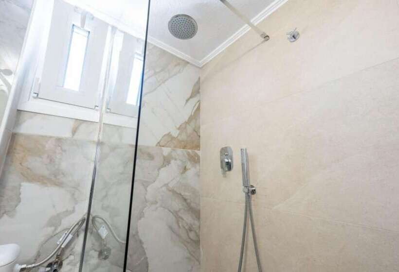 펜션 Milonas House Apartments