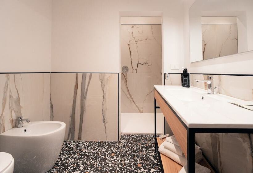 پانسیون Naman Hotellerie Monti