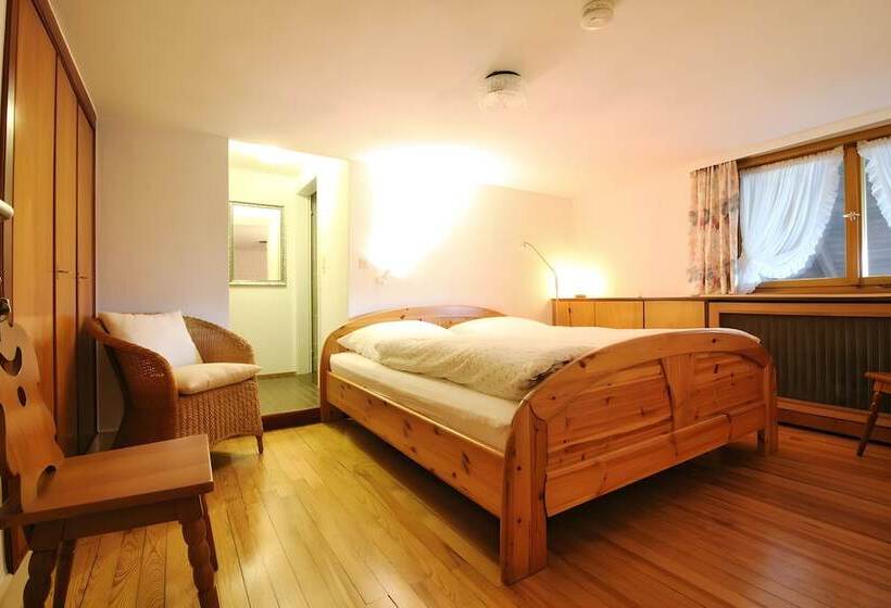 ペンション Room In Guest Room   Double Room Apple Blossom