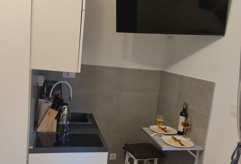 膳宿费 Room Porat 2 With Private Terrace