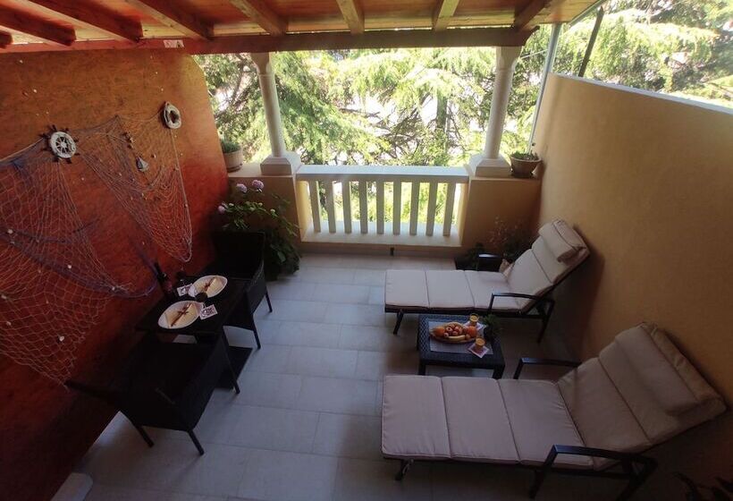 膳宿费 Room Porat 2 With Private Terrace