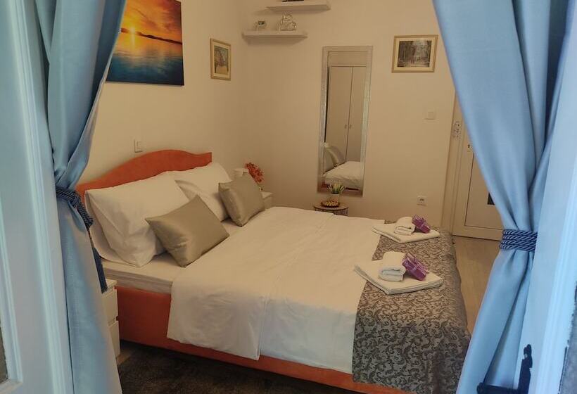 膳宿费 Room Porat 2 With Private Terrace