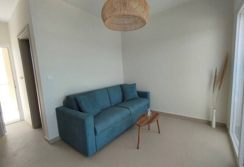 پانسیون Tamaris Suites