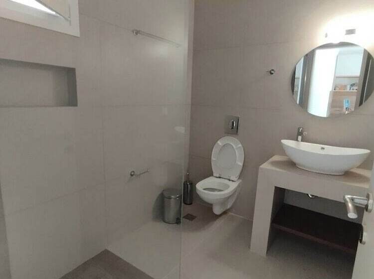 پانسیون Tamaris Suites