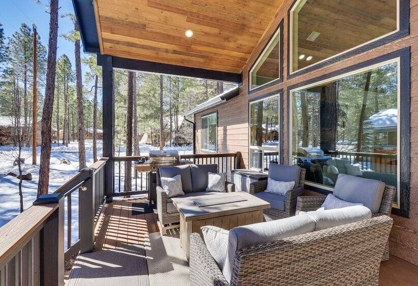 Pinetop Lakes Country Club Cabin: Golf & Hike!