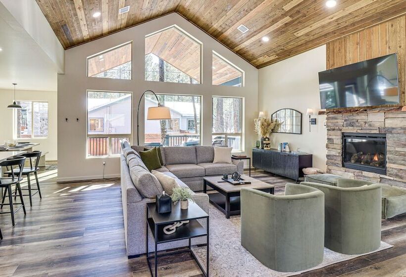 Pinetop Lakes Country Club Cabin: Golf & Hike!