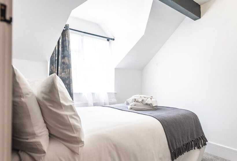 Резиденция Captivating 2 Bed House In Nettleham