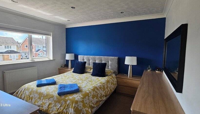 住所  Cosy Home In Leicester