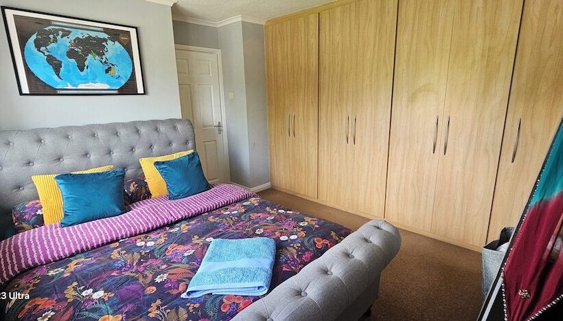 דירת נופש Cosy Home In Leicester