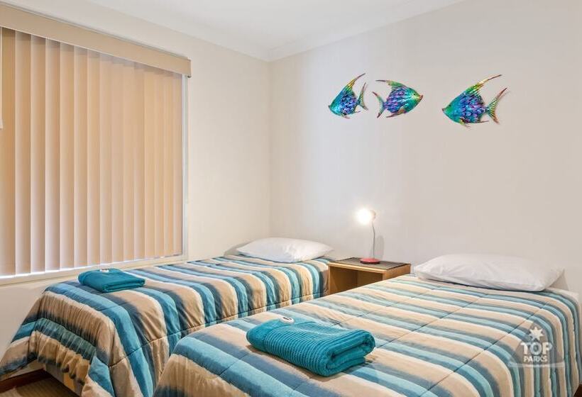 استراحتگاه Mandurah Caravan And Tourist Park