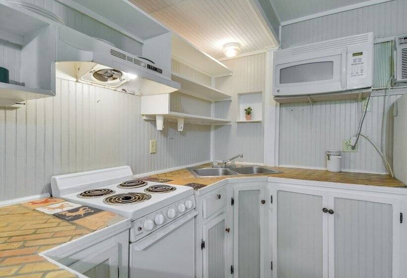 Hike, Fish, Kayak: Fairhope  River Cottage